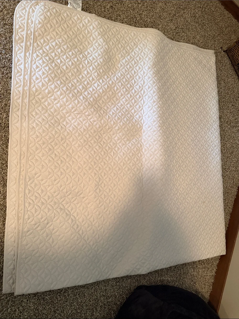 Quilted Pillow and Bedding  Set - Cream
